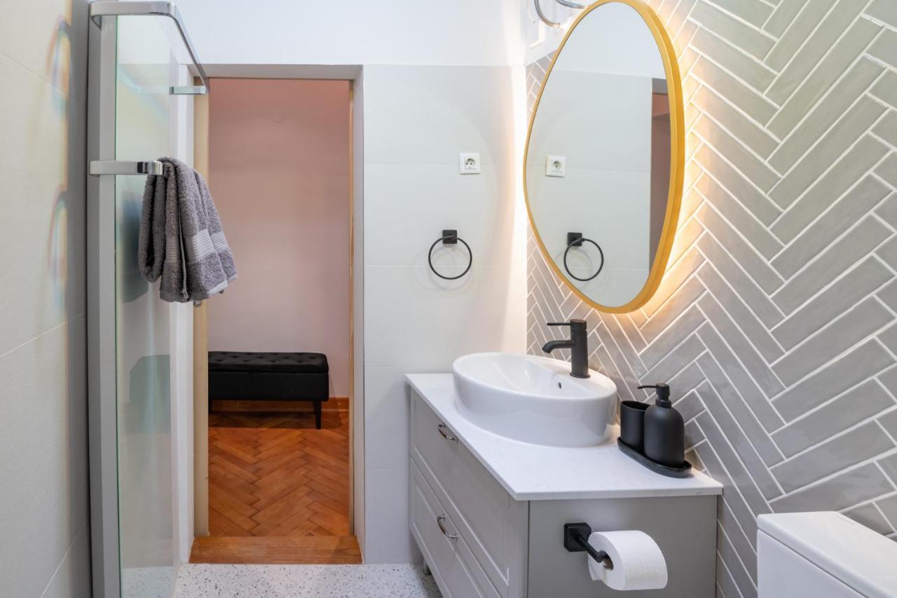 Apartment Breg - Old Town River Ljubljana Ngoại thất bức ảnh