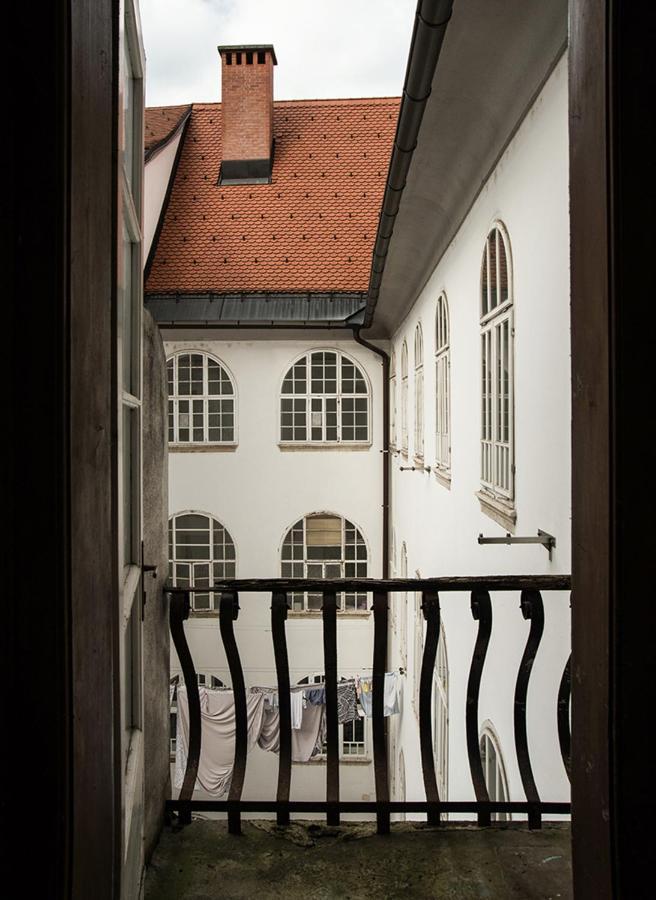 Apartment Breg - Old Town River Ljubljana Ngoại thất bức ảnh