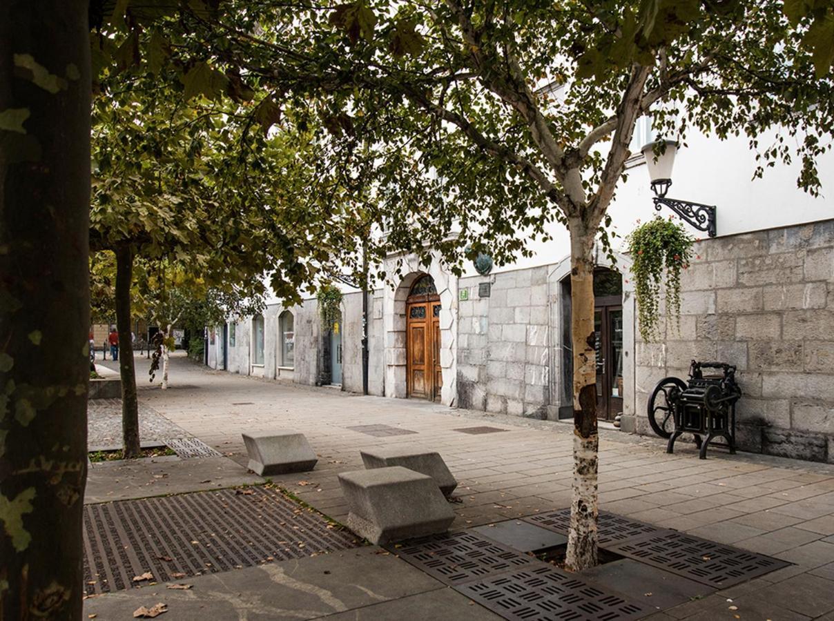 Apartment Breg - Old Town River Ljubljana Ngoại thất bức ảnh